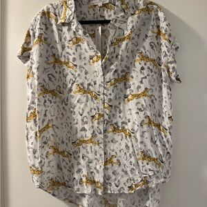 Jane and Delancey Women’s XL White Shirt with Cheetah Print NWT